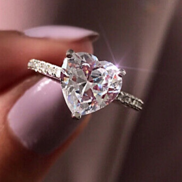 Jewelry - New Stamped 925 Silver Heart ❇️ Sparkle Ring